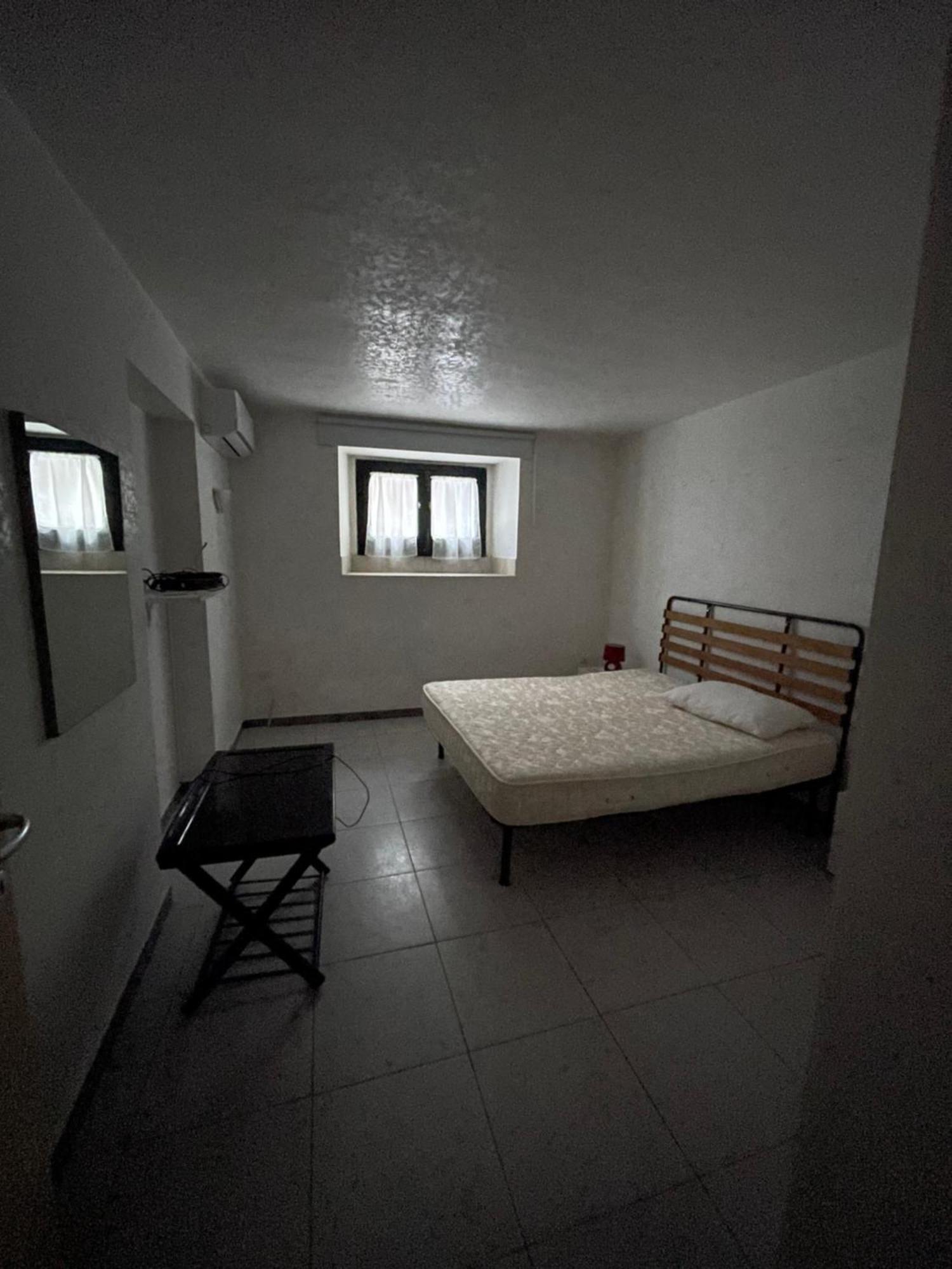 Le Stanze Di Max Bed and Breakfast Termoli Exteriör bild