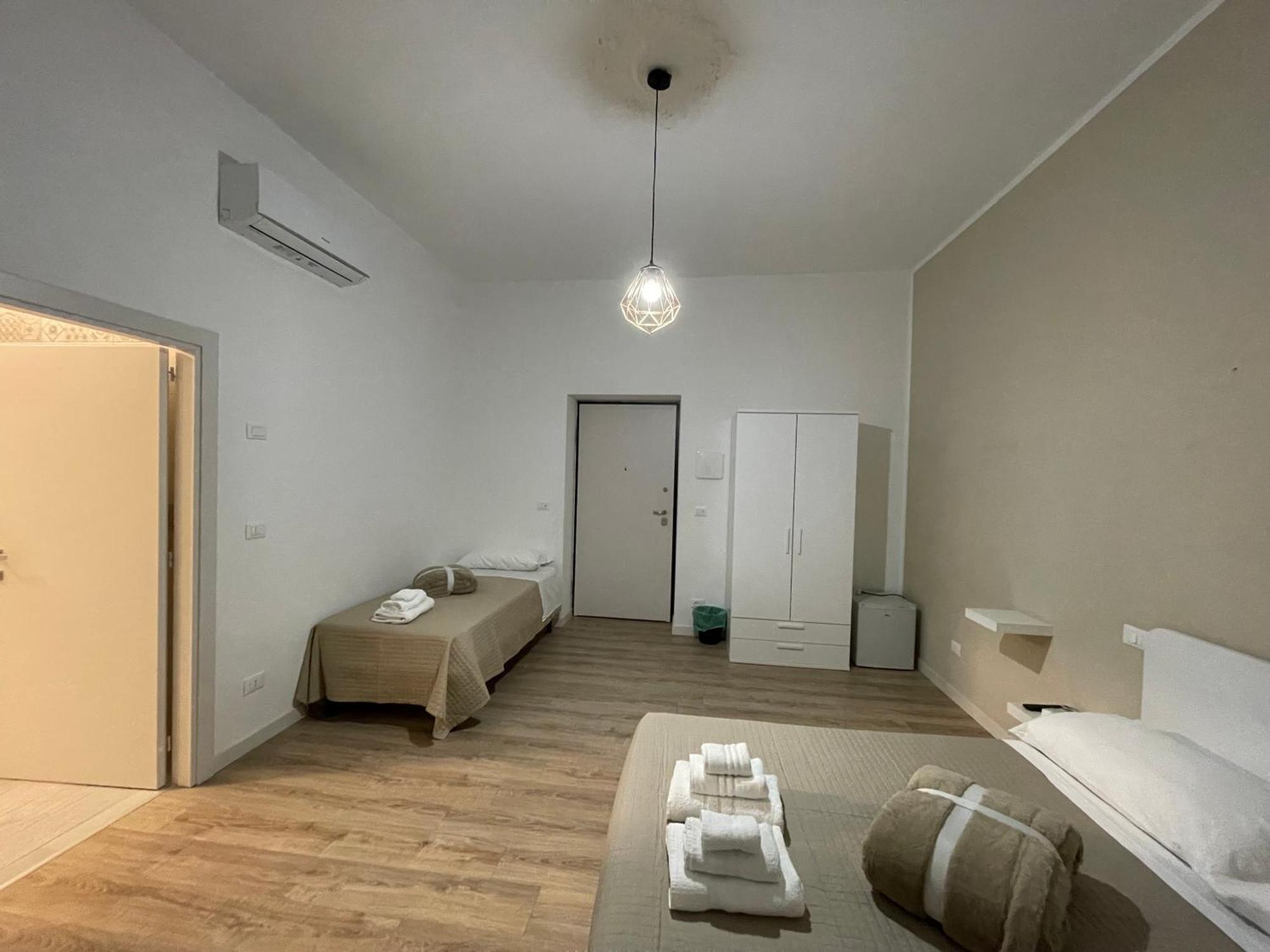 Le Stanze Di Max Bed and Breakfast Termoli Exteriör bild