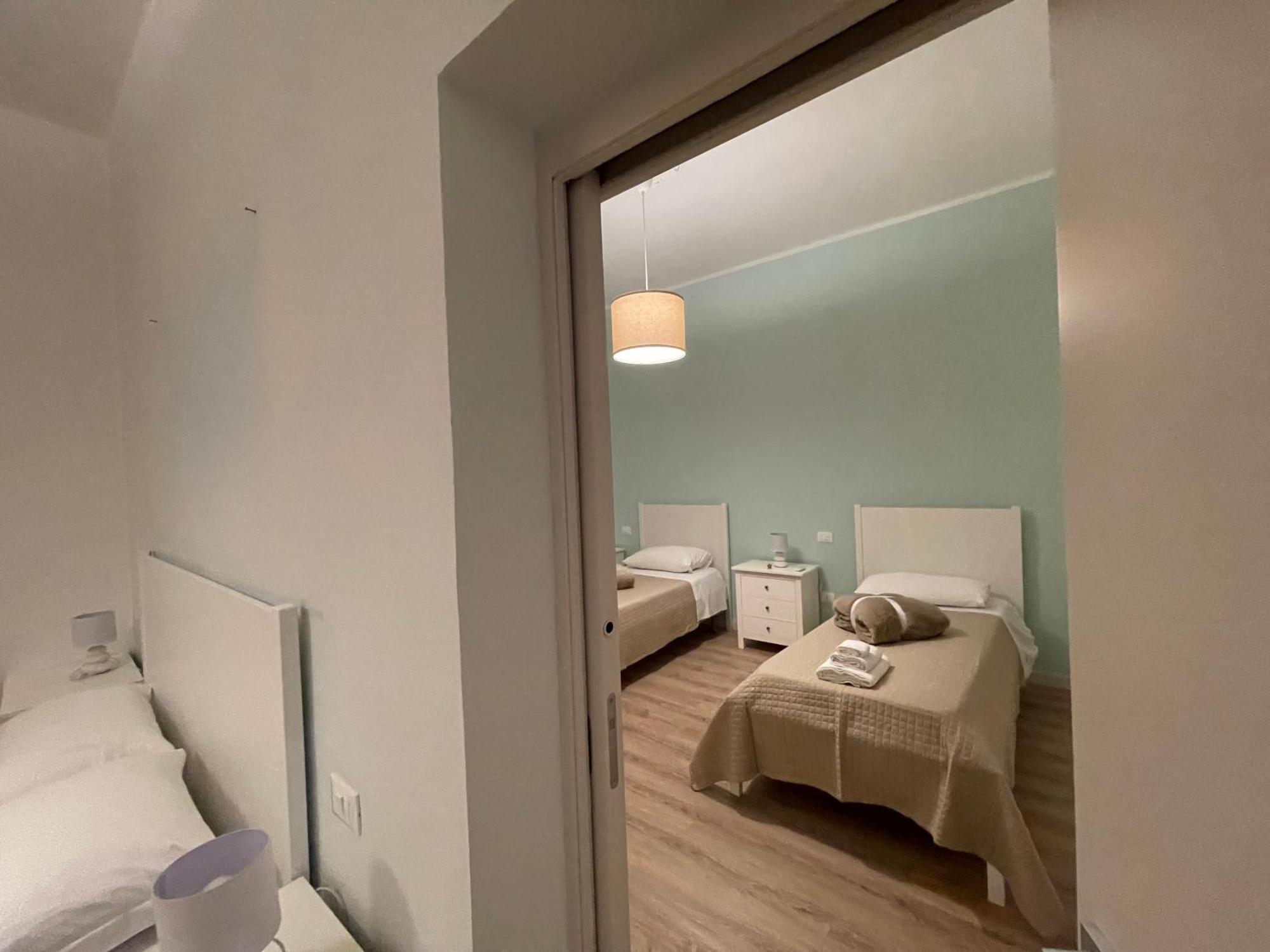 Le Stanze Di Max Bed and Breakfast Termoli Exteriör bild